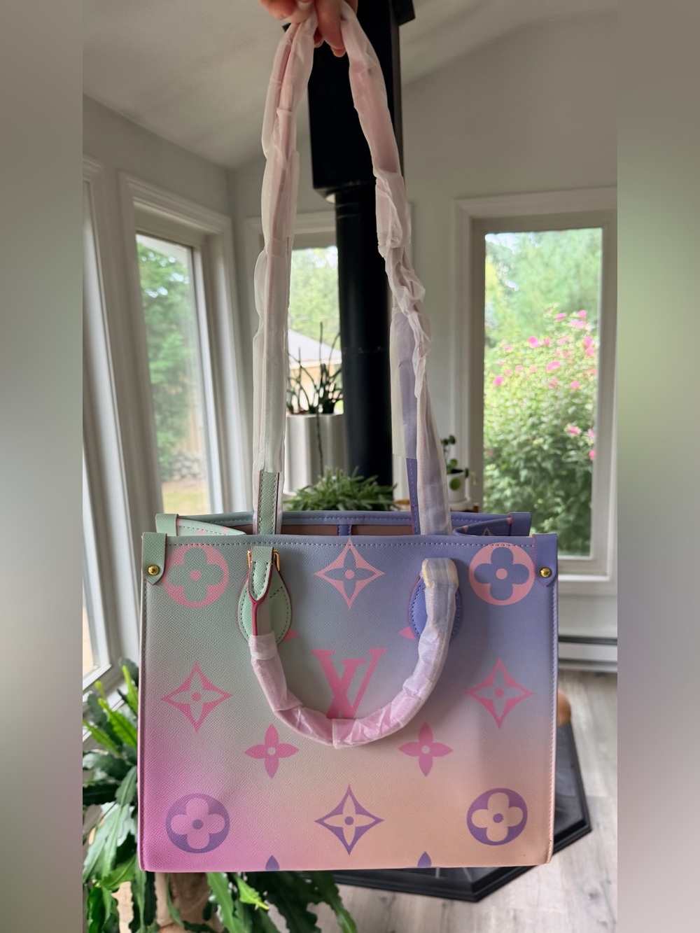 FULL SET BRAND NEW Louis Vuitton Onthego Sunrise Pastel Tote w Gold Hardware